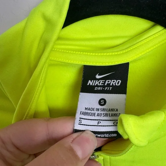 Nike neon Yellow Half-Zip Top - Picture 4 of 5
